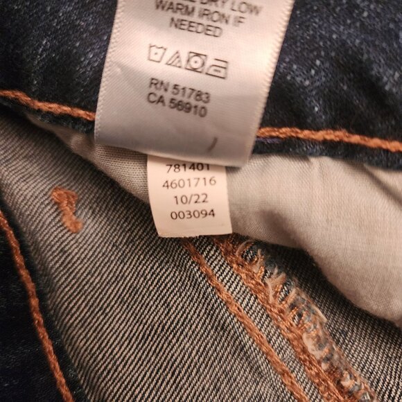 M Jeans By Maurices‎ High-Rise Curvy Raw Hem Denim Shorts Sz. 18W Indigo Blue - Picture 6 of 9